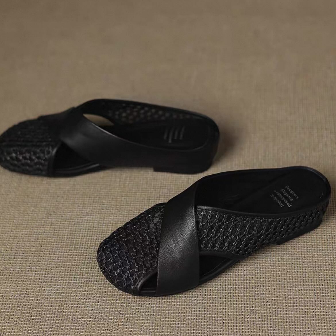 Retro Mesh Hollow Closed Toe Sandals